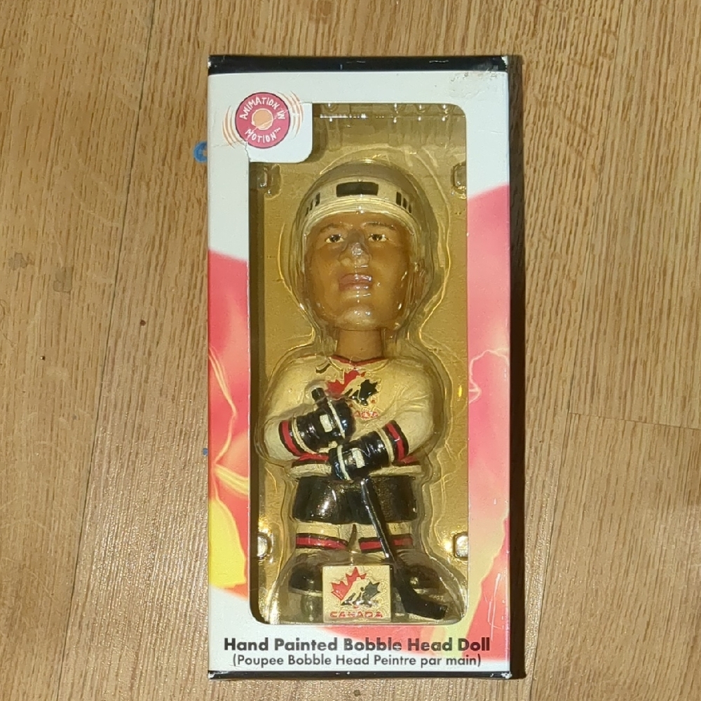 Canada Hockey Player Bobblehead Paul Kariya